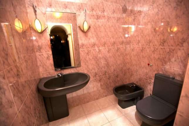 Flat in the city center Odesa Exterior photo